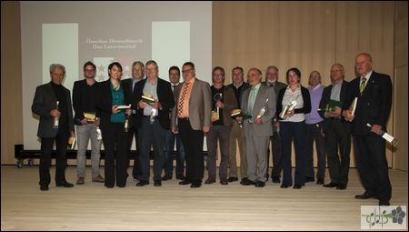 Buchprsentation_Gruppenfoto_I.jpg